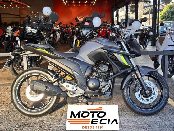 YAMAHA FZ25 FAZER ABS 